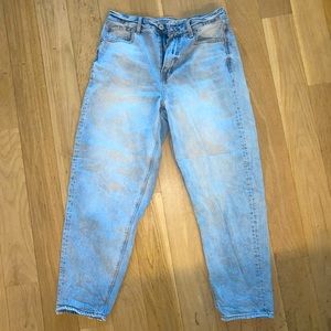 American eagle mom jeans